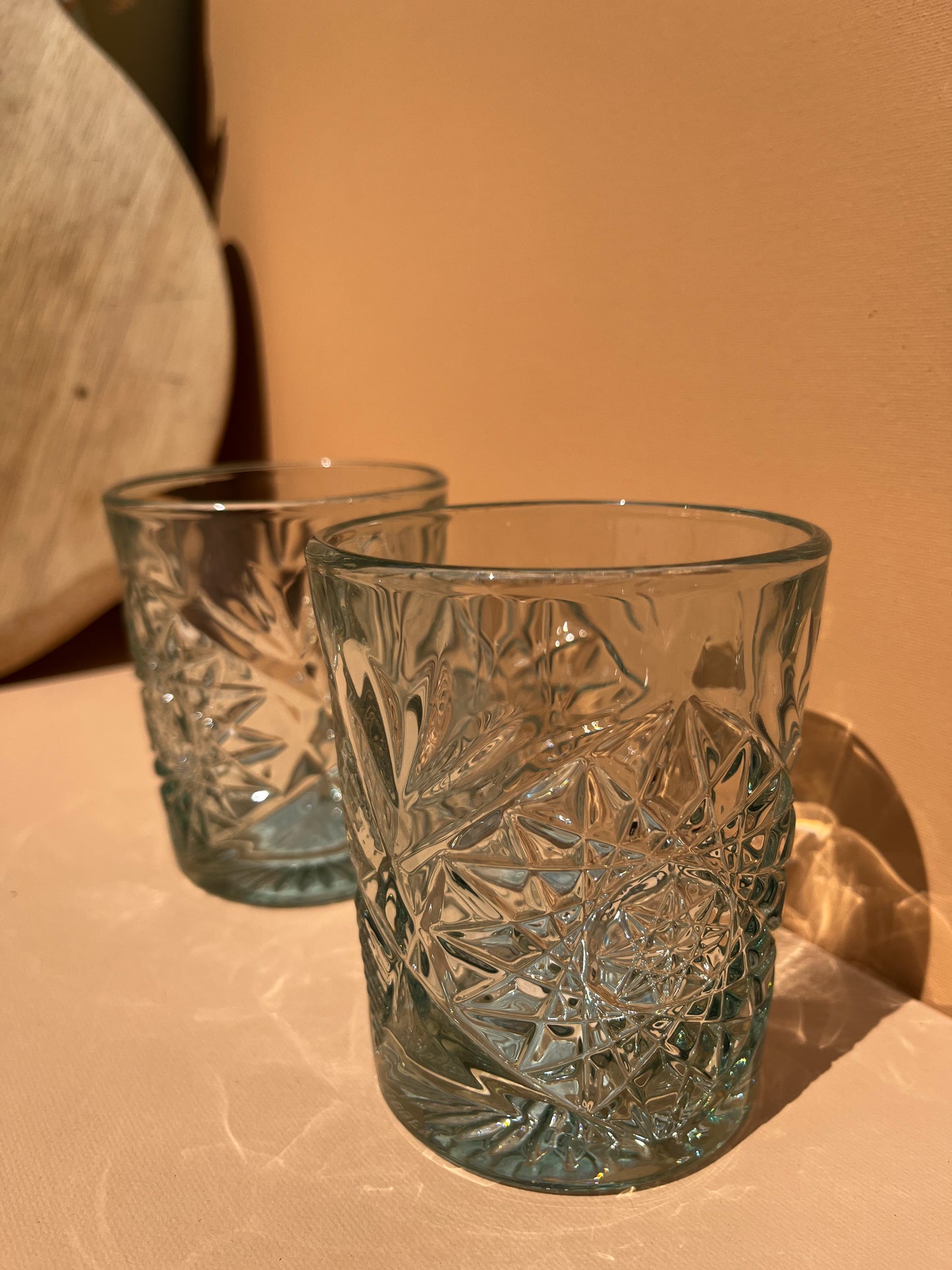 Drinkglazen groen glas en vintage motief